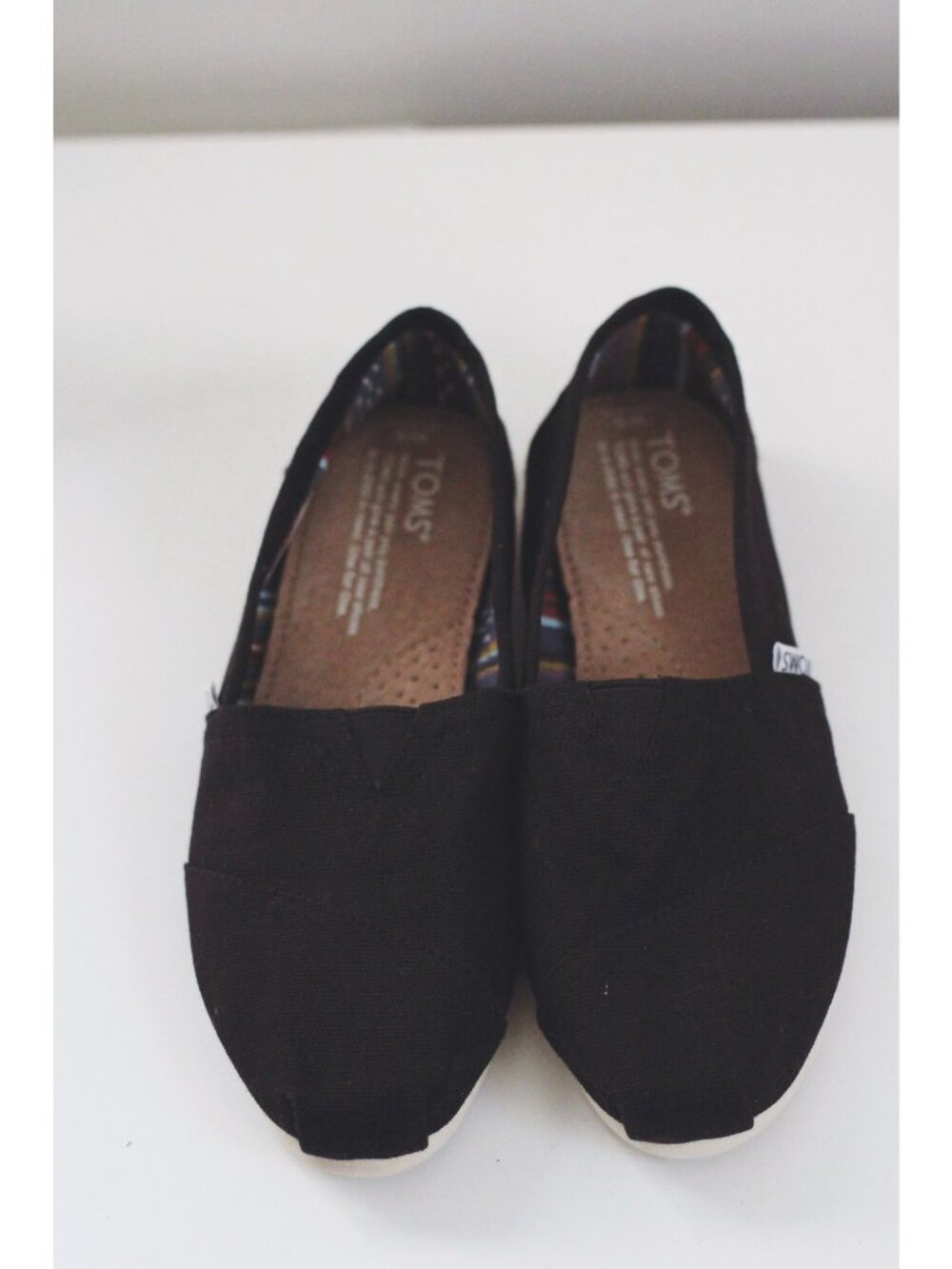 Toms Black Canvas Slip-On Shoes With Striped Inner Lining Casual Flats For Every - Picture 5 of 7